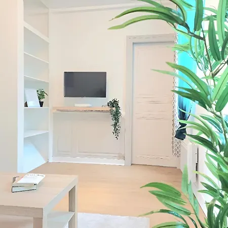 Le Commercy - En Hyper Centre Et Tres Spacieux