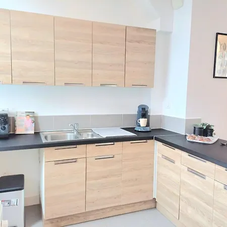 Le Commercy - En Hyper Centre Et Tres Spacieux Apartment *