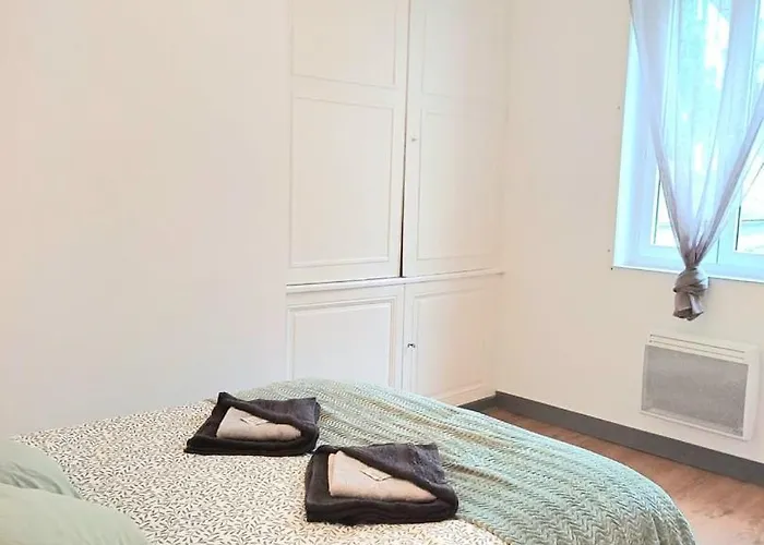 Le Commercy - En Hyper Centre Et Tres Spacieux Apartment *